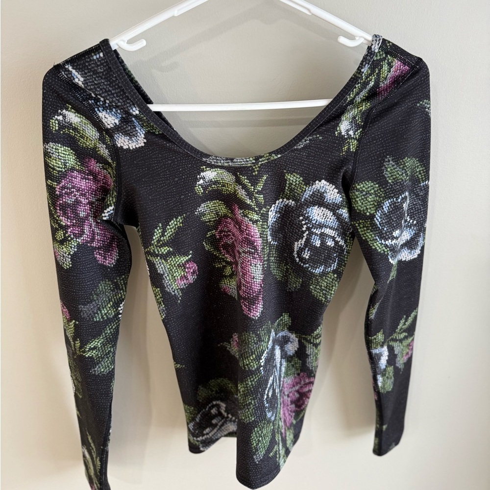Lululemon Scoop Back Long Sleeve - Garden Party Smooth Multi Print - Size 4 - Picture 6 of 12